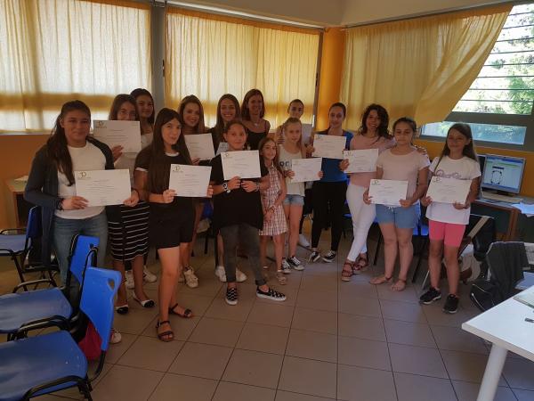 Girls - certificates